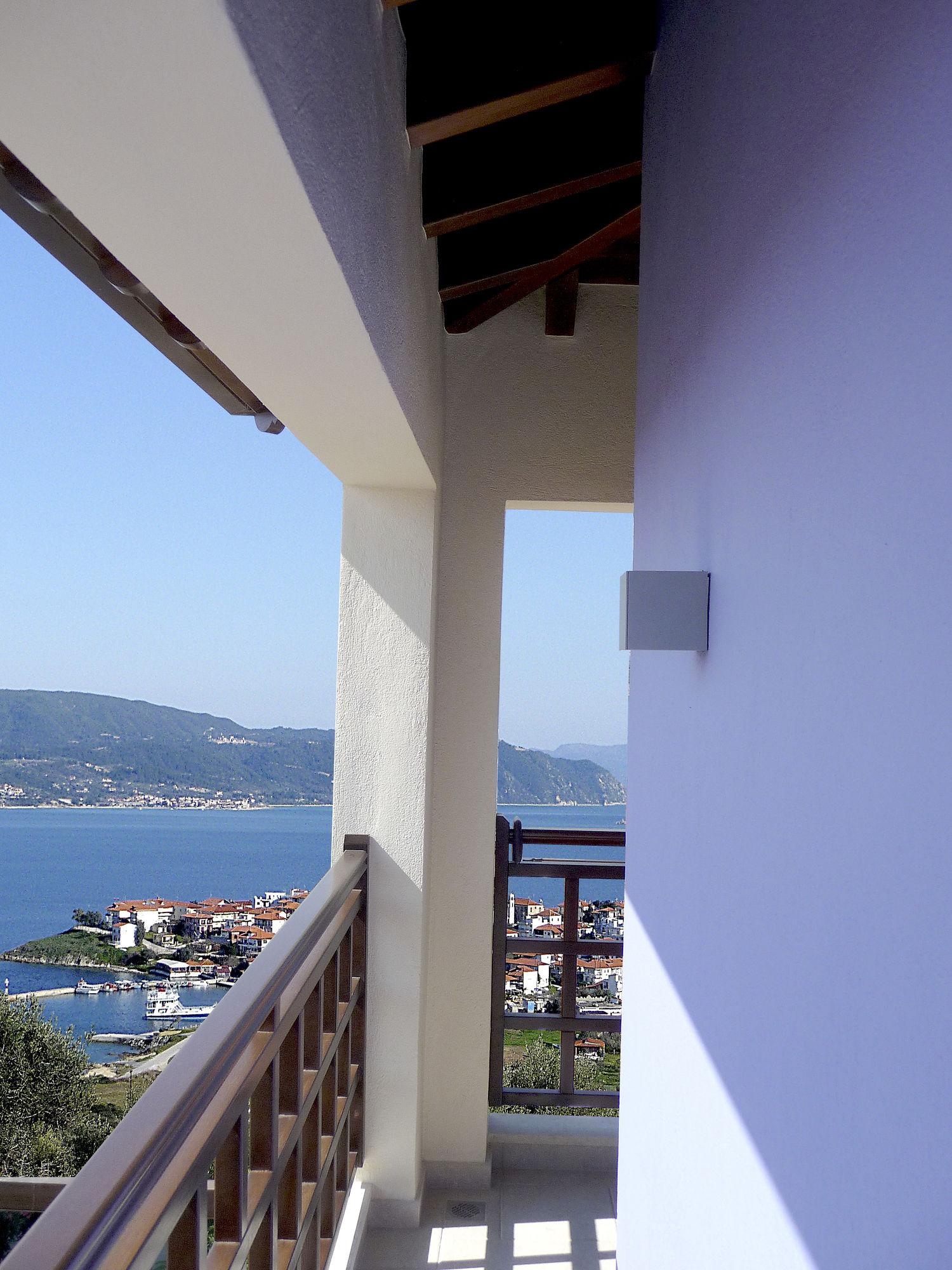 Helianthus Guesthouse Ammoulianí Exterior foto